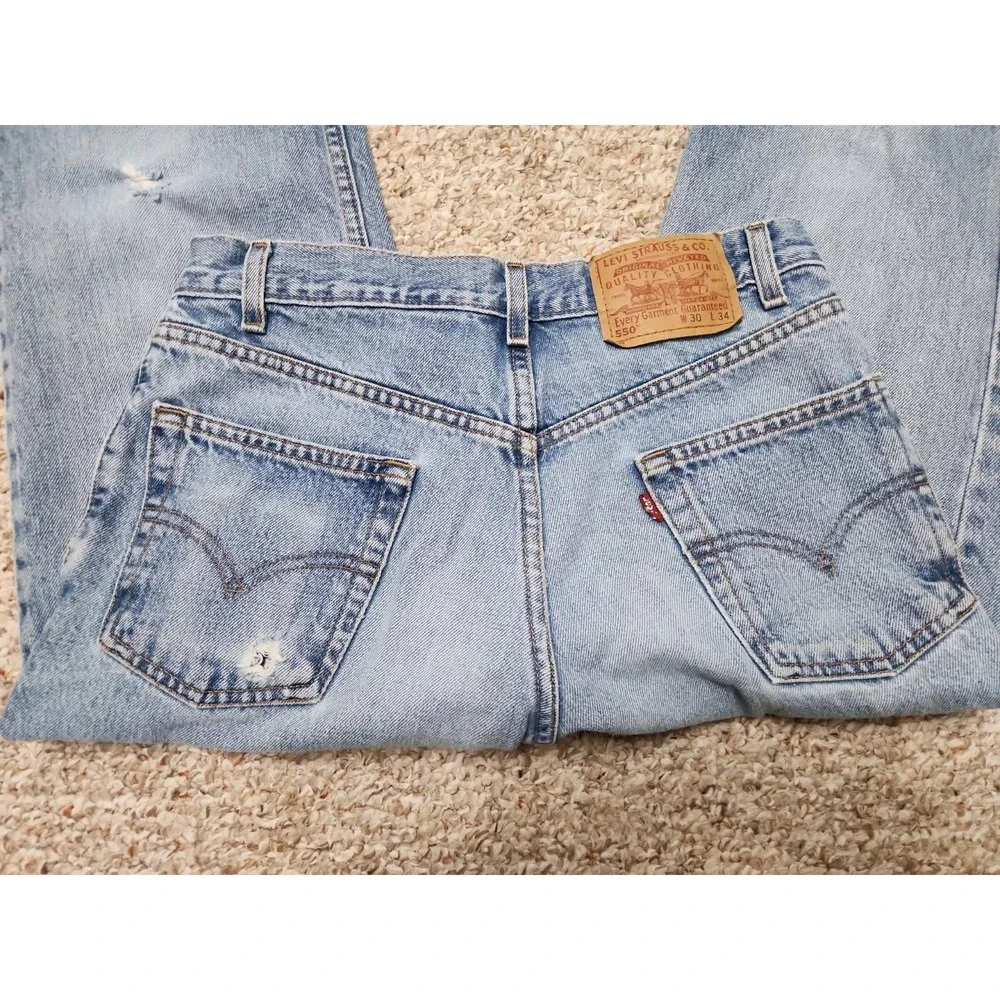 Vintage Levi's 550 30x33 Denim Jeans Cotton Destructed Mexico Paper Tag